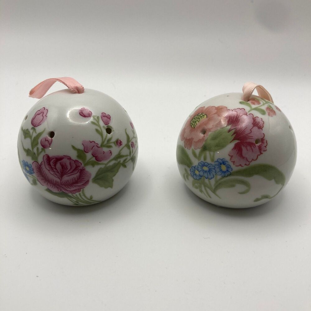 Vintage‎ Ceramic Floral Pomander Lot of 2 w/Stopper Cottage French Country Core